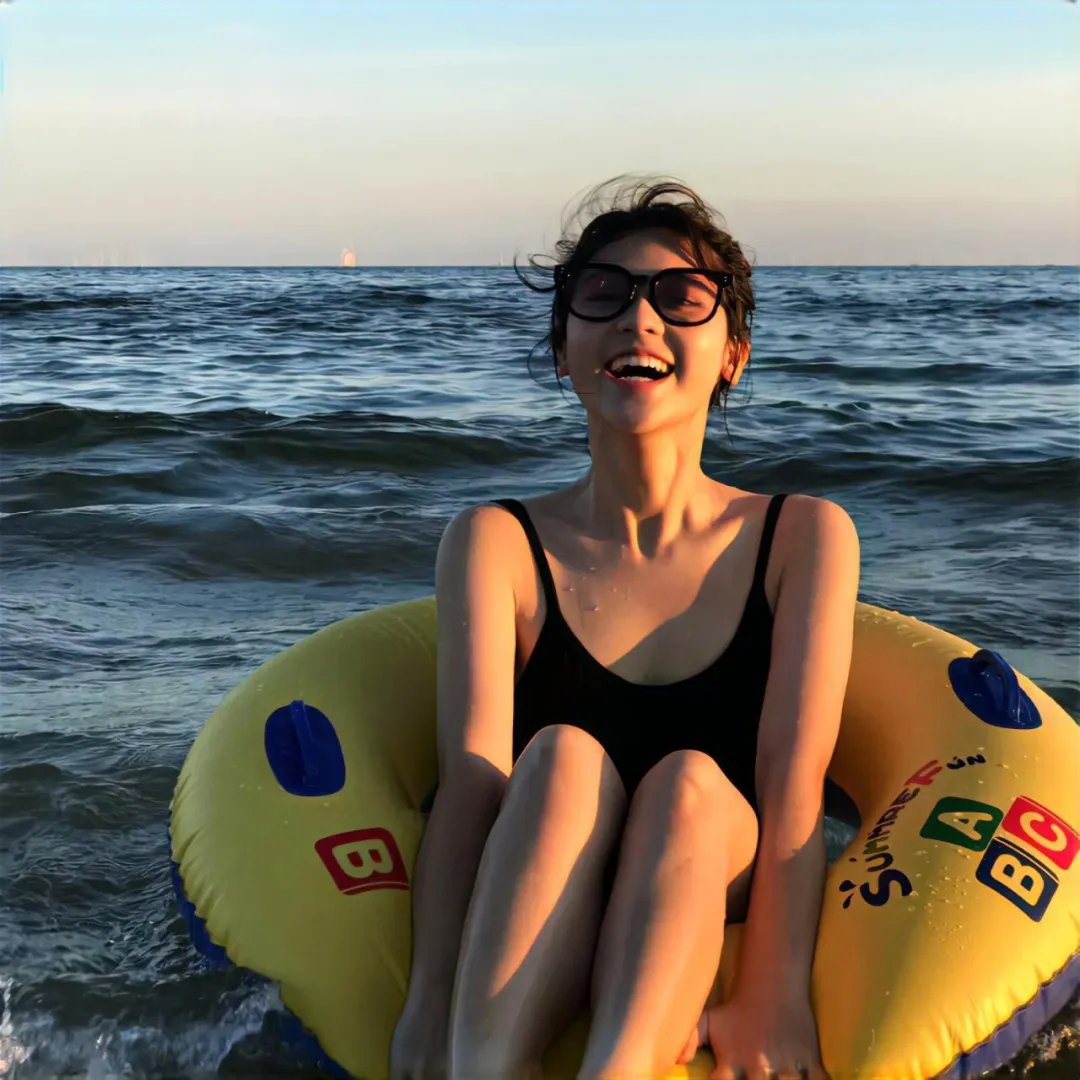 边关阳台纪海报